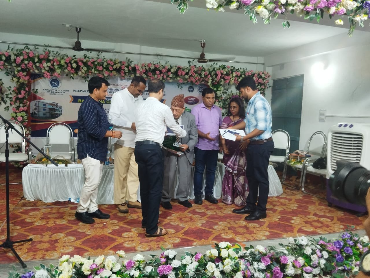 Dignitaries at the Topic Engine Launching Program